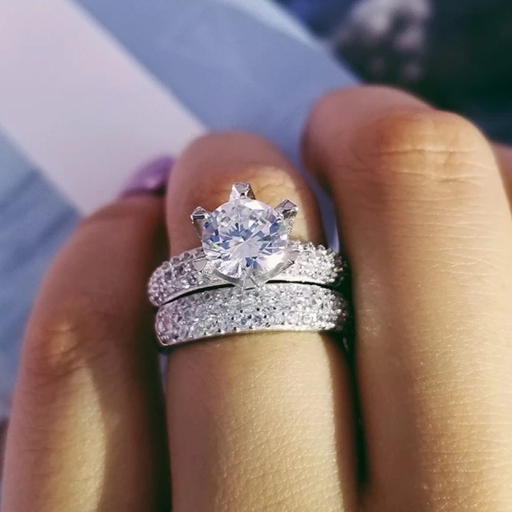 NEW 2CT 925 STERLING SILVER PRINCESS CUT ENGAGEMENT RING